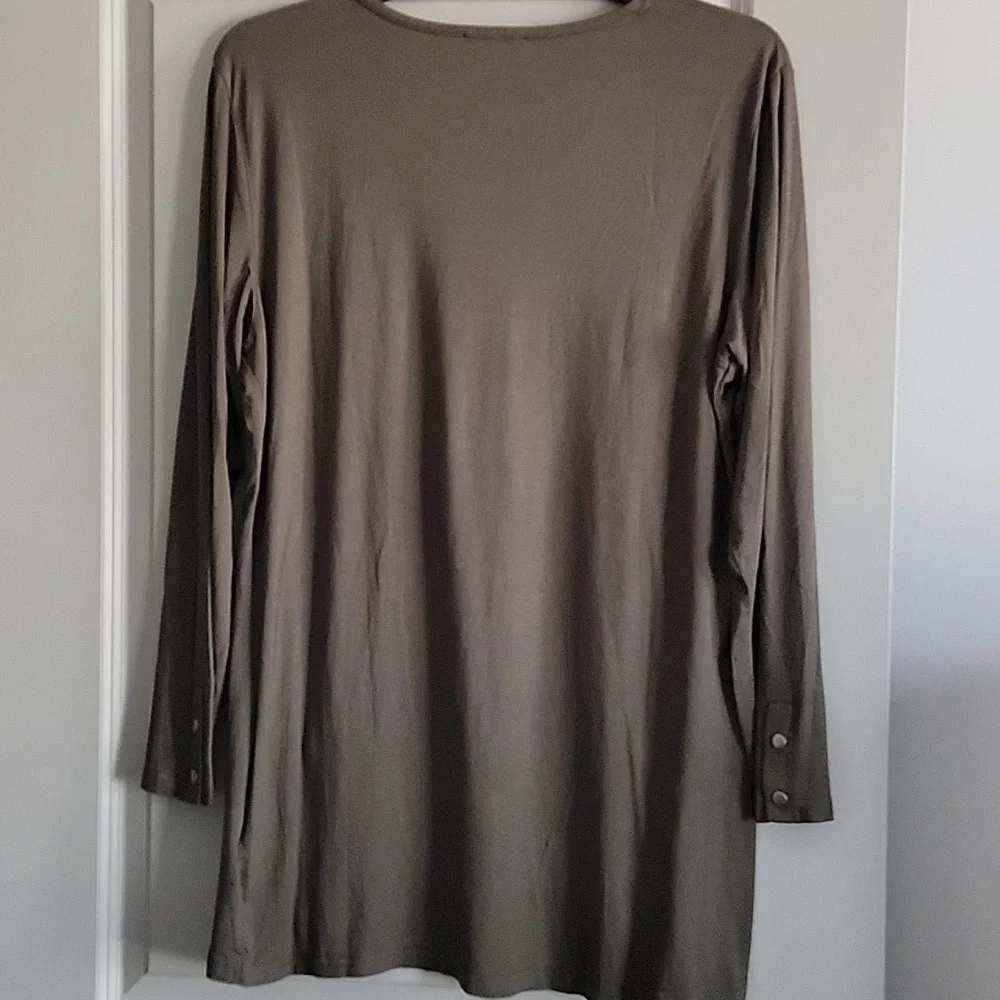 Long Sleeve Tops with Button Accents- Bundle - Picture 3 of 7